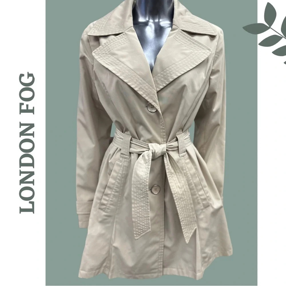 Vintage Y2K London Fog Trench Coat
Tan Single Breasted Waist Tie Size
Medium - Picture 1 of 13